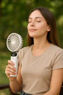 Mini Ventilador Portátil Dobrável de Pescoço – 5 Velocidades, USB Recarregável, Suporte para Celular e Tela Display (1800mAh)